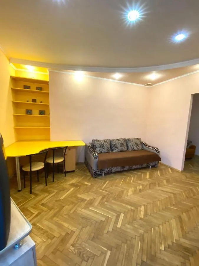 Квартира Біля Залізничного Вокзалу Вулиця Залізнична 10 До 5 Гостей Lviv Apartment