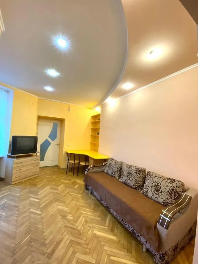 Apartment Квартира Біля Залізничного Вокзалу Вулиця Залізнична 10 До 5 Гостей Lviv