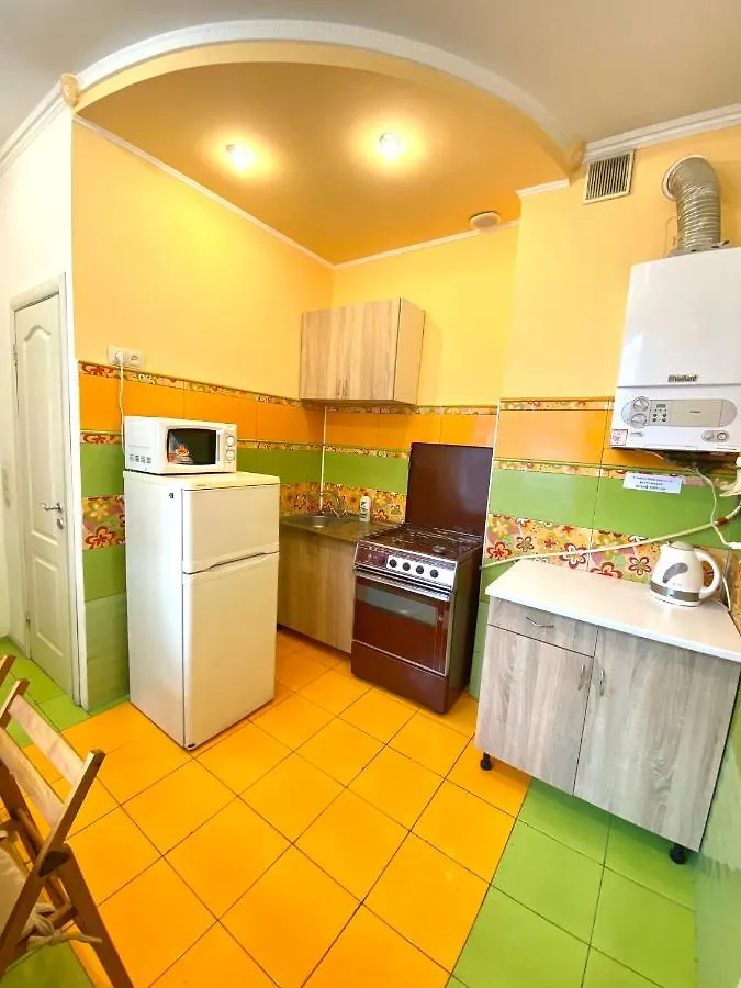 Apartment Квартира Біля Залізничного Вокзалу Вулиця Залізнична 10 До 5 Гостей Lviv