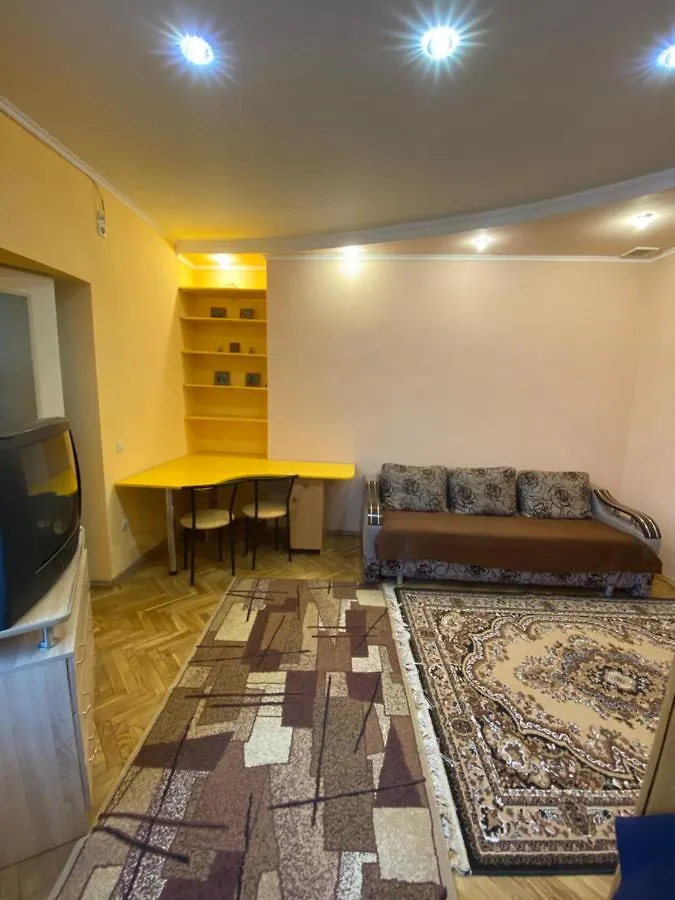Квартира Біля Залізничного Вокзалу Вулиця Залізнична 10 До 5 Гостей Lviv Apartment
