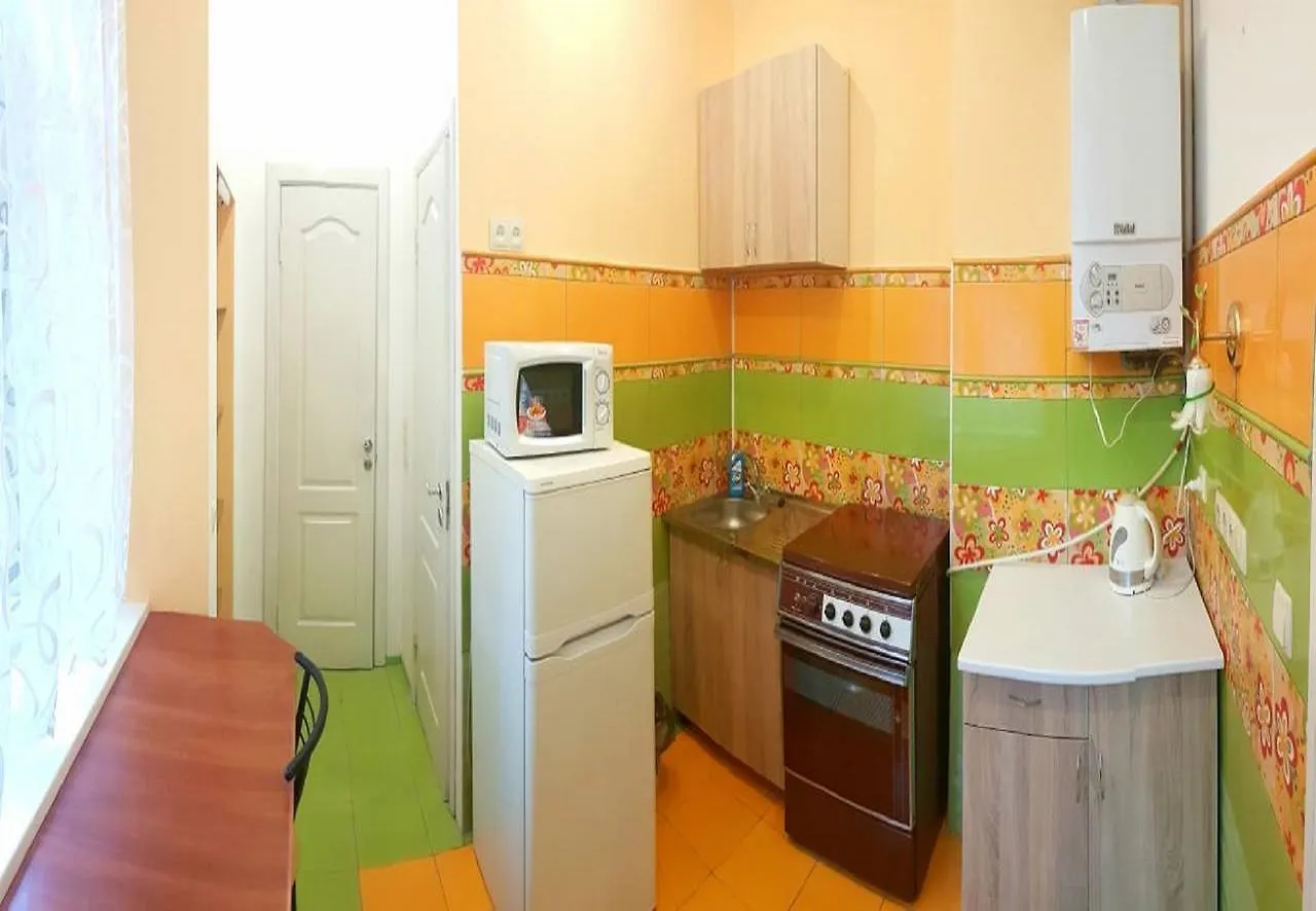 Apartment Квартира Біля Залізничного Вокзалу Вулиця Залізнична 10 До 5 Гостей Lviv